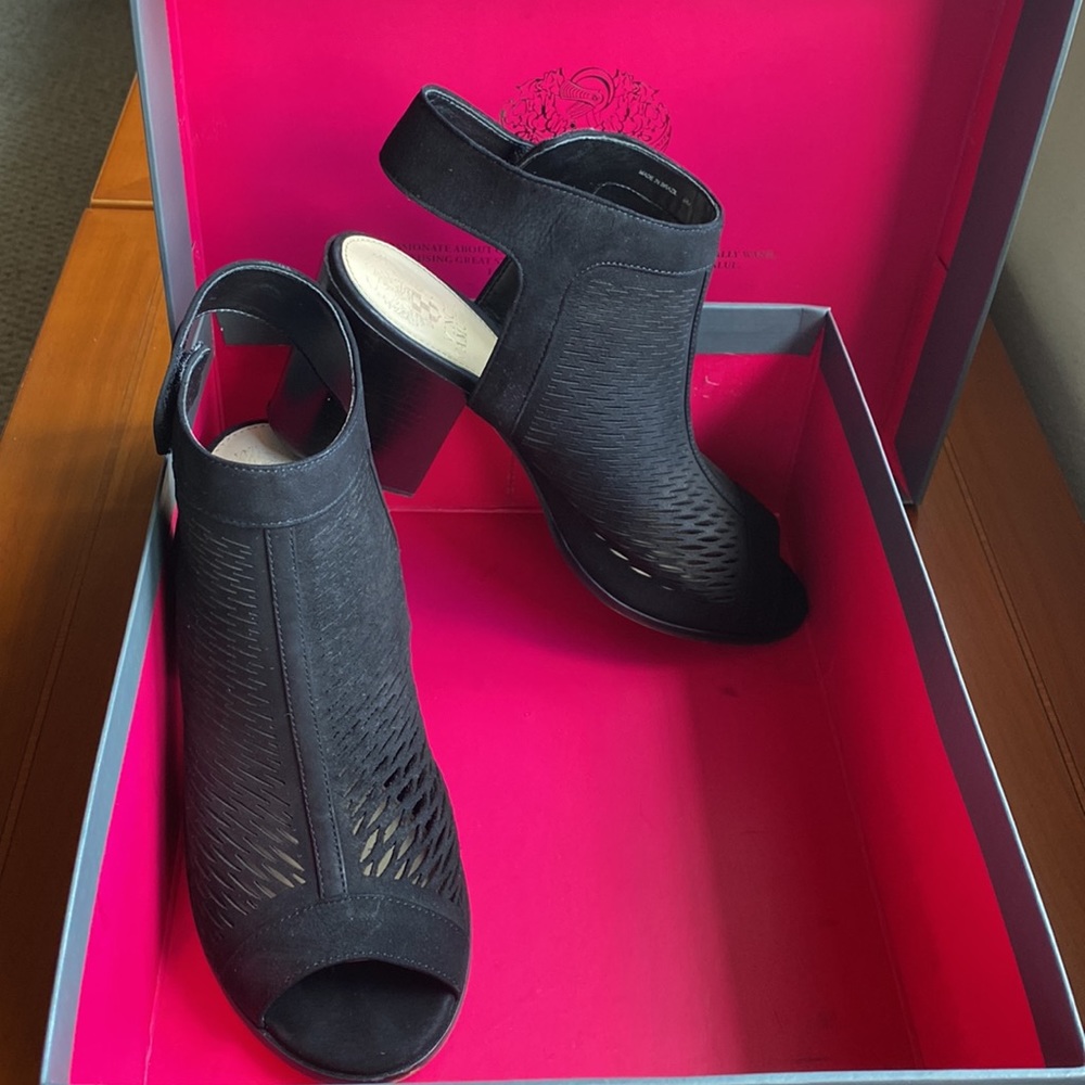 VC Black bootie sandals